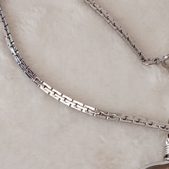 BESHEEK Glass Pendant Necklace NWOT - Picture 7 of 11